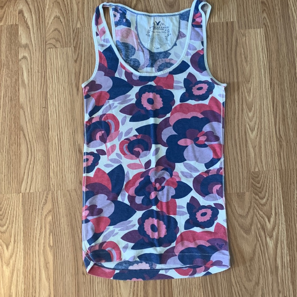 American Eagle tank top. Size L.